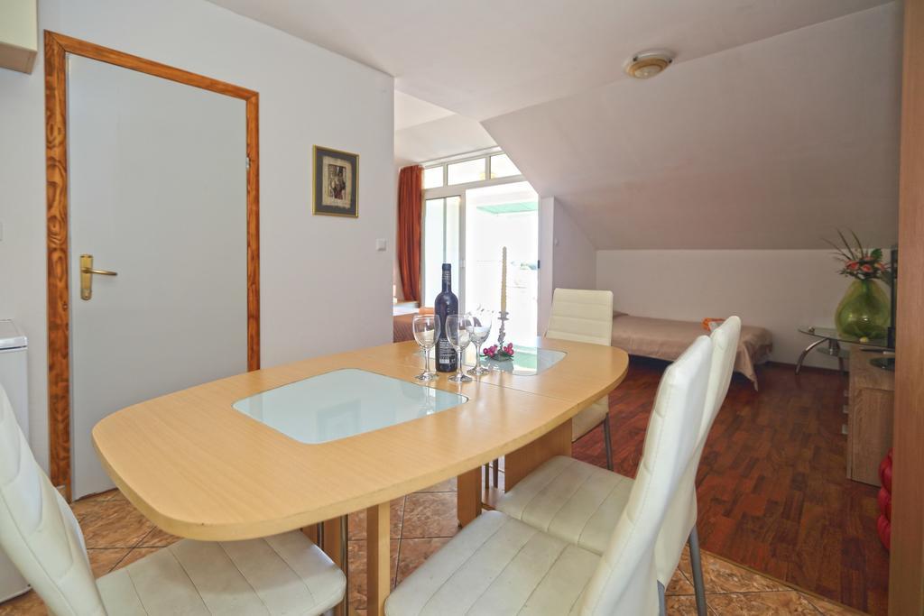 Apartment Niki Hvar Hvar Town