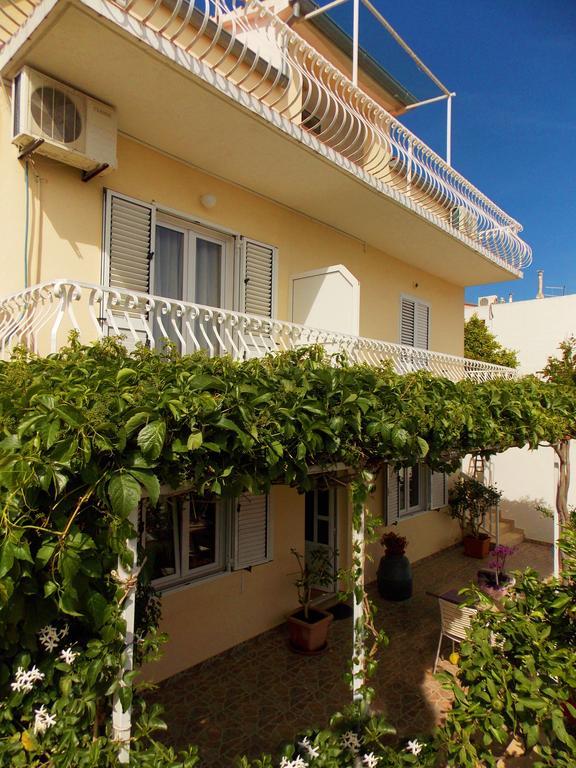 Apartment Niki Hvar Hvar Town